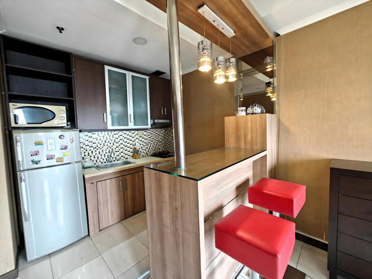 Strategic 3br Sudirman Park With Wi-fi, Pool,gym By 2ndhome *