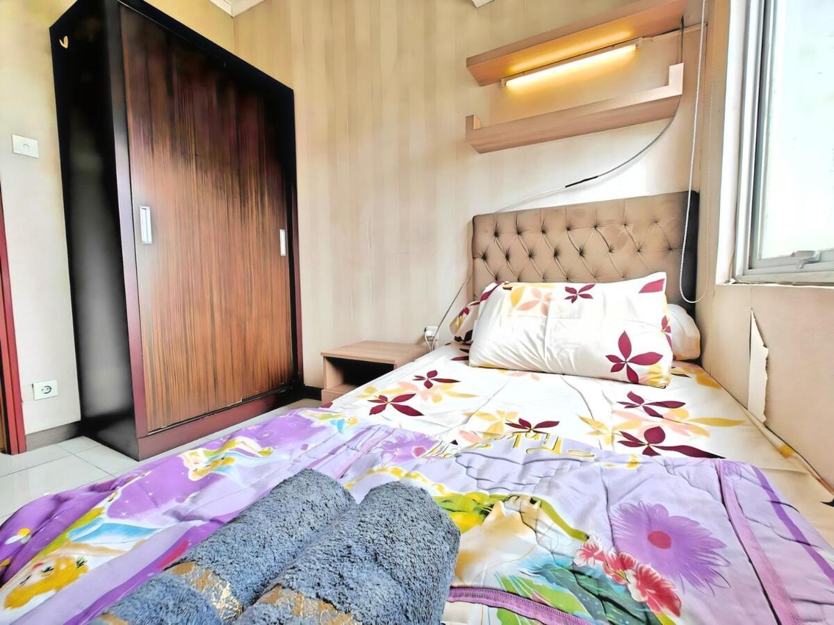 Strategic 3br Sudirman Park With Wi-fi, Pool,gym By 2ndhome * Jakarta
