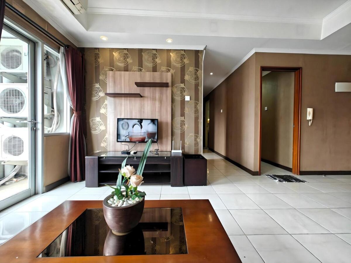 Strategic 3br Sudirman Park With Wi-fi, Pool,gym By 2ndhome